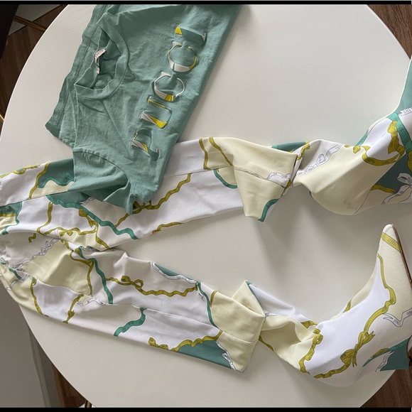 Emilio Pucci boot leggings with matching T-shirt worn once - Picture 4 of 5